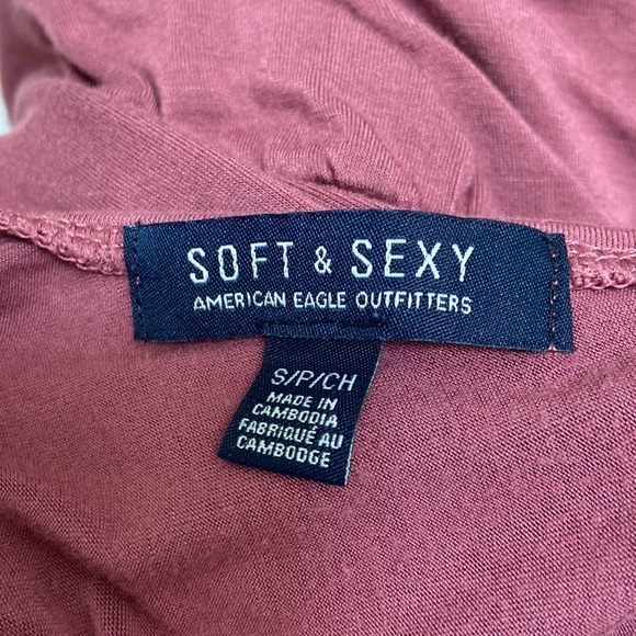 Women’s American Eagle Outfitters Pink Flare & Lace Sleeve, Open Back top. Sz S - Picture 10 of 12